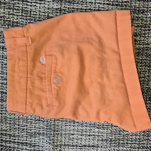 Southern Tide Women's Coral Shorts - Picture 3 of 3